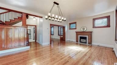 Main picture of 1507 Jefferson St