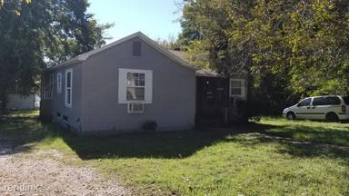 Main picture of 1604 W Bond St