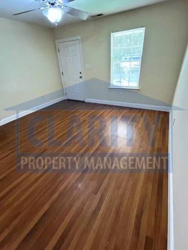 Main picture of 146 Sipes St NW