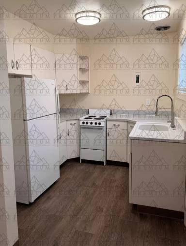 Main picture of 315 W 6th St