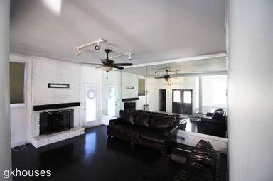 Main picture of 1031 Bayview Dr