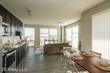 Main picture of 20West
