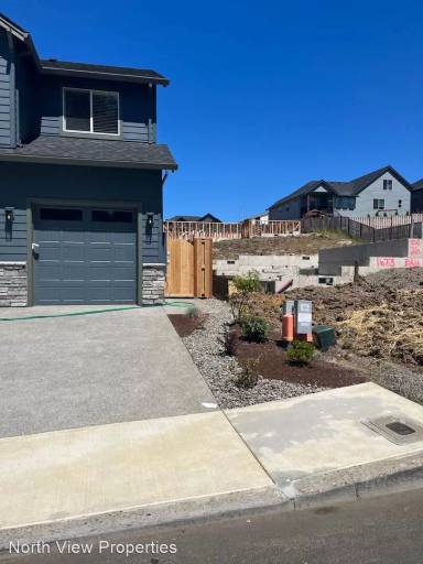 Main picture of 1649 NE Cascadia Ridge Dr