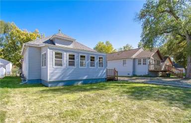 Main picture of 409 3rd St