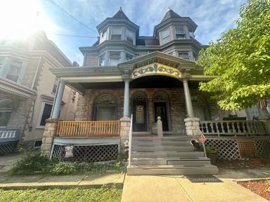 Main picture of 406 Windsor St
