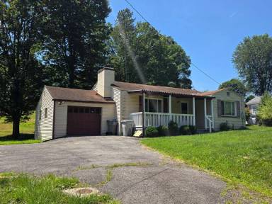 Main picture of 286 Thompsonville Rd