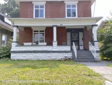 Main picture of 677 S 41st St