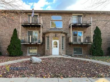 Main picture of 203 N Vermillion St