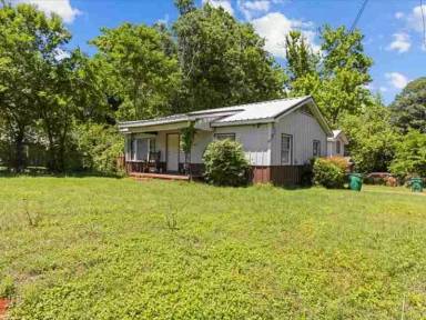 Main picture of 401 W Carolina St