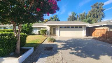 Main picture of 3324 Lillard Dr