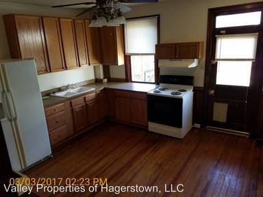 Main picture of 237 S Locust St