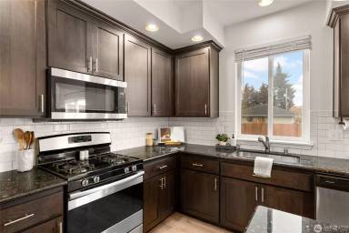 Main picture of 924 134th St S