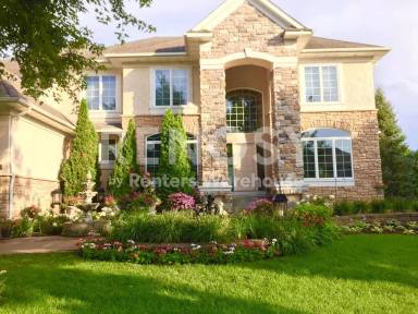 Main picture of 2470 Arnold Palmer Dr