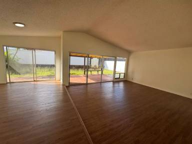 Main picture of 94-1054 Meahale Pl