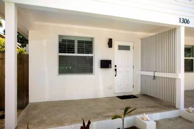 Main picture of 1306 Eliza St