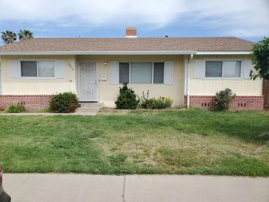 Main picture of 2913 Garrison St