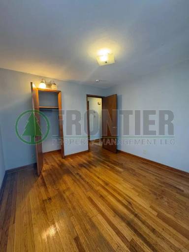 Main picture of 532 Ames Pl