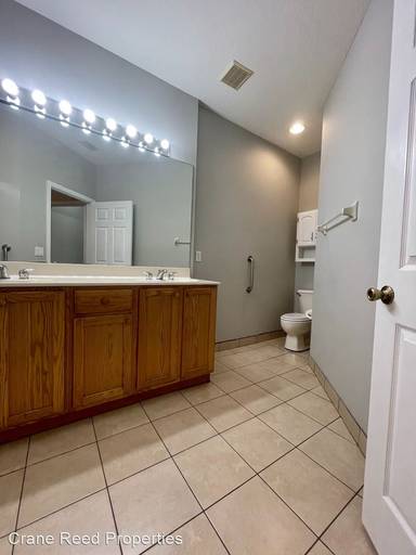 Main picture of 8250 Mulligan Cir