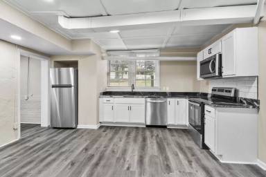 Main picture of 2021 Chapel Hill Rd