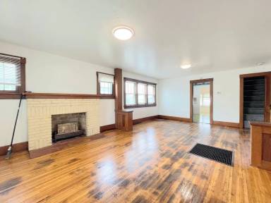Main picture of 1312 N Washington St