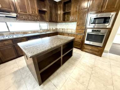 Main picture of 4514 Inker St