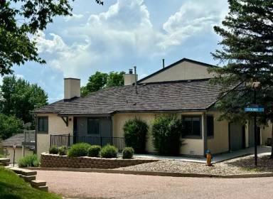 Main picture of 4566 Castlepoint Dr