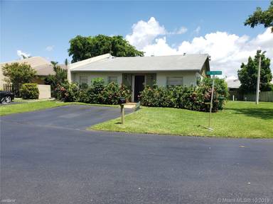 Main picture of Devon Aire Villas