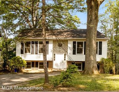 Main picture of 8402 48th Ave