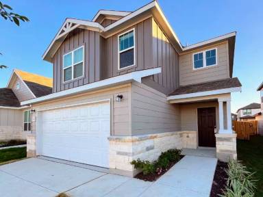 Main picture of 743 Bluegrass Pt