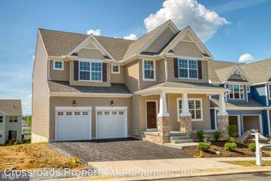 Main picture of 651 Stockdale Dr