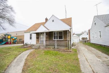 Main picture of 4135 Douglas Rd