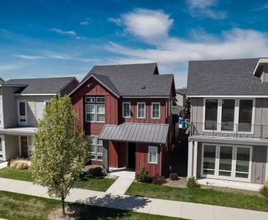 Main picture of 3747 S Harris Ranch Ave