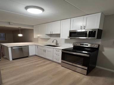 Main picture of 222 N Salem Ave