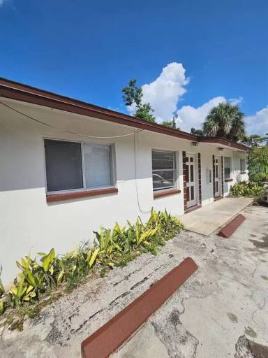 Main picture of 3814 Desoto Ave