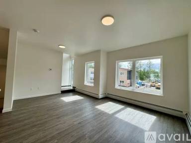 Main picture of 1285 Chugach Way