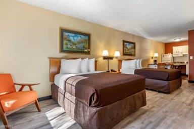 Main picture of Suburban Studio by Choice Hotels