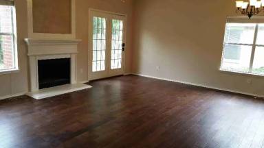 Main picture of 712 Cardinal Dr
