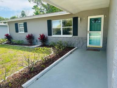 Main picture of 11142 Village Green Ave
