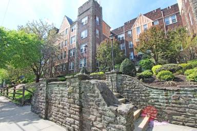 Main picture of 6640 Sprague St