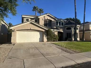 Main picture of 1034 W Juanita Ave
