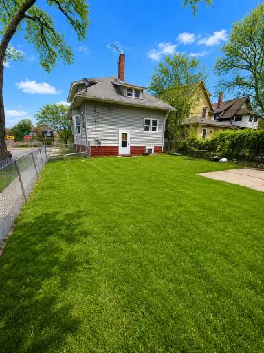 Main picture of 1624 Concordia Ave