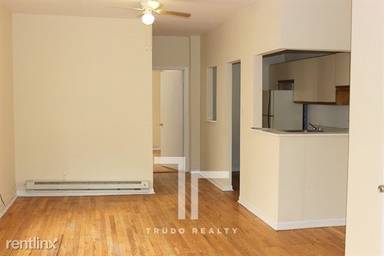Main picture of 654-64 W Cornelia Ave