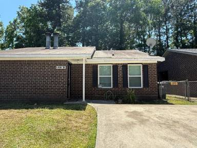 Main picture of 168 Dorchester Manor Blvd