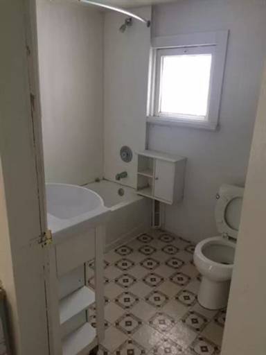 Main picture of 808 Jefferson St
