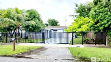 Main picture of 11732 SW 187th Ter