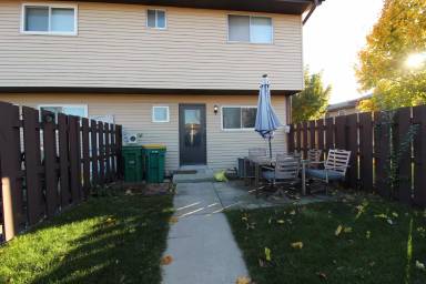 Main picture of N115W16521 Knight Dr