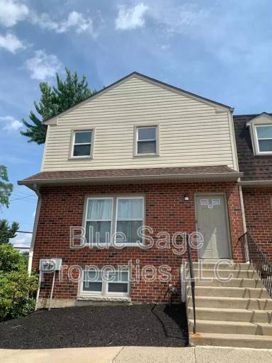 Main picture of 600 Grant Rd Apartments