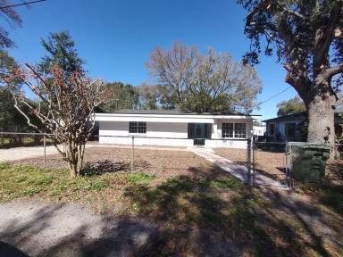 Main picture of 3010 E Idlewild Ave