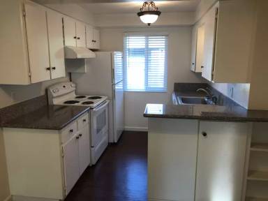 Main picture of 301 Whitesell Ave W