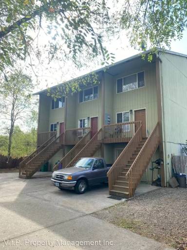 Main picture of 12042 SE Raymond St